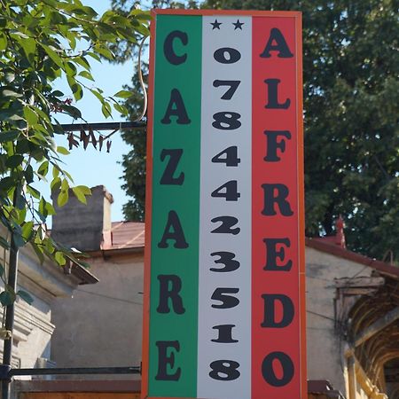 Cazare Alfredo Craiova Exteriör bild