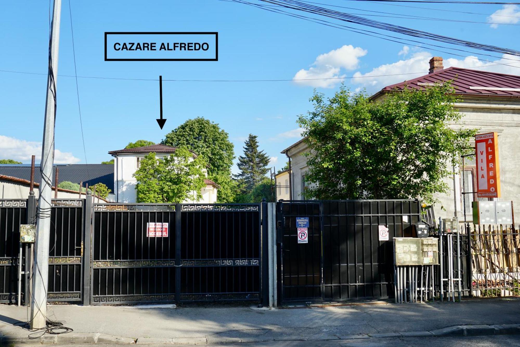 Cazare Alfredo Craiova Exteriör bild